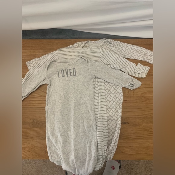 Carter's Other - Carters sleep gowns